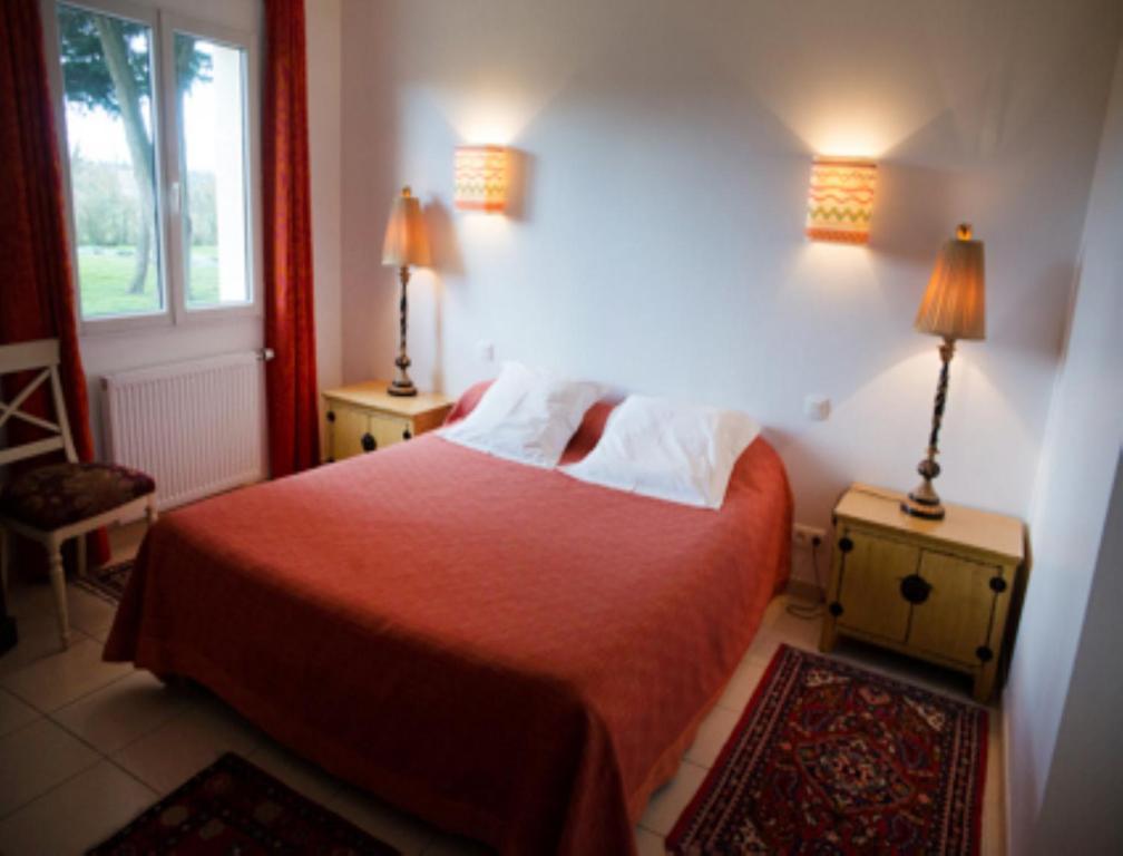 Le Petit Pont Hotel Moncé-en-Belin Kamer foto