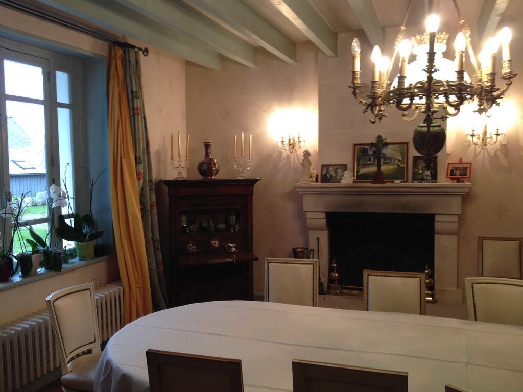 Le Petit Pont Hotel Moncé-en-Belin Buitenkant foto
